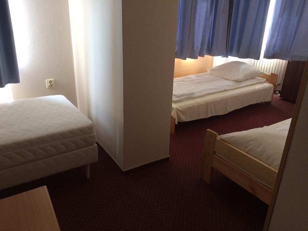 Rezydencja Parkowa Hotel Warsaw Exterior photo